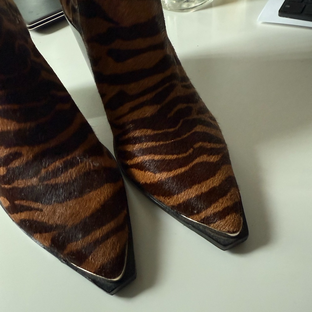 Kenneth Cole Tan and Black Animal Print Ankle Boots - Picture 2 of 4